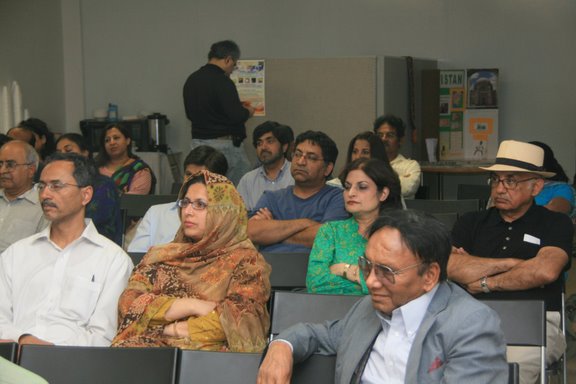 Audience 4-19-2009 - 2 Audience 4-19-2009 - 2