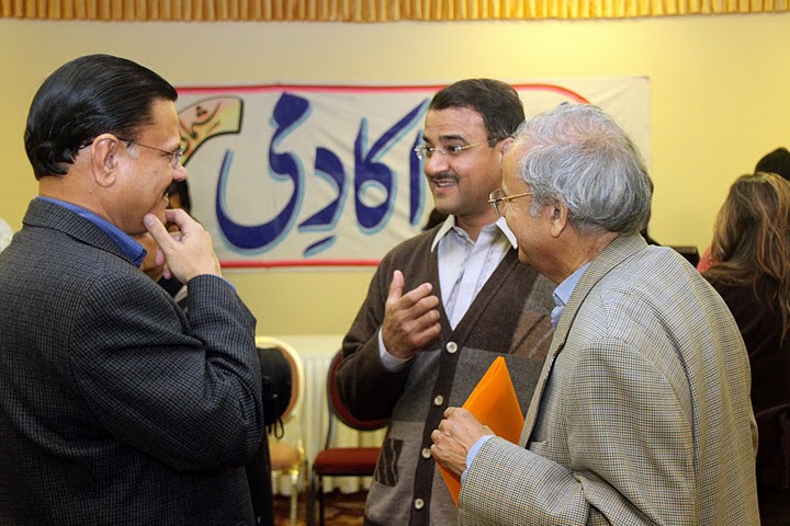 UA 12-19-2010-9