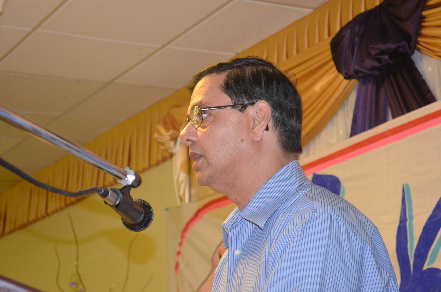 Urdu Academy 10-21-2012-Prof. Aftab