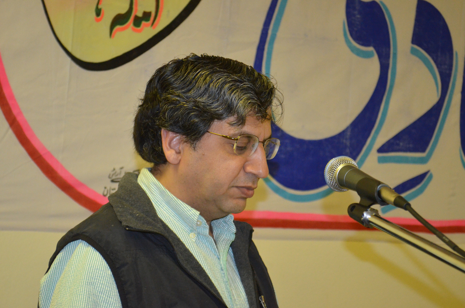 Urdu Academy 6-17-2012-Mukesh Kackar2